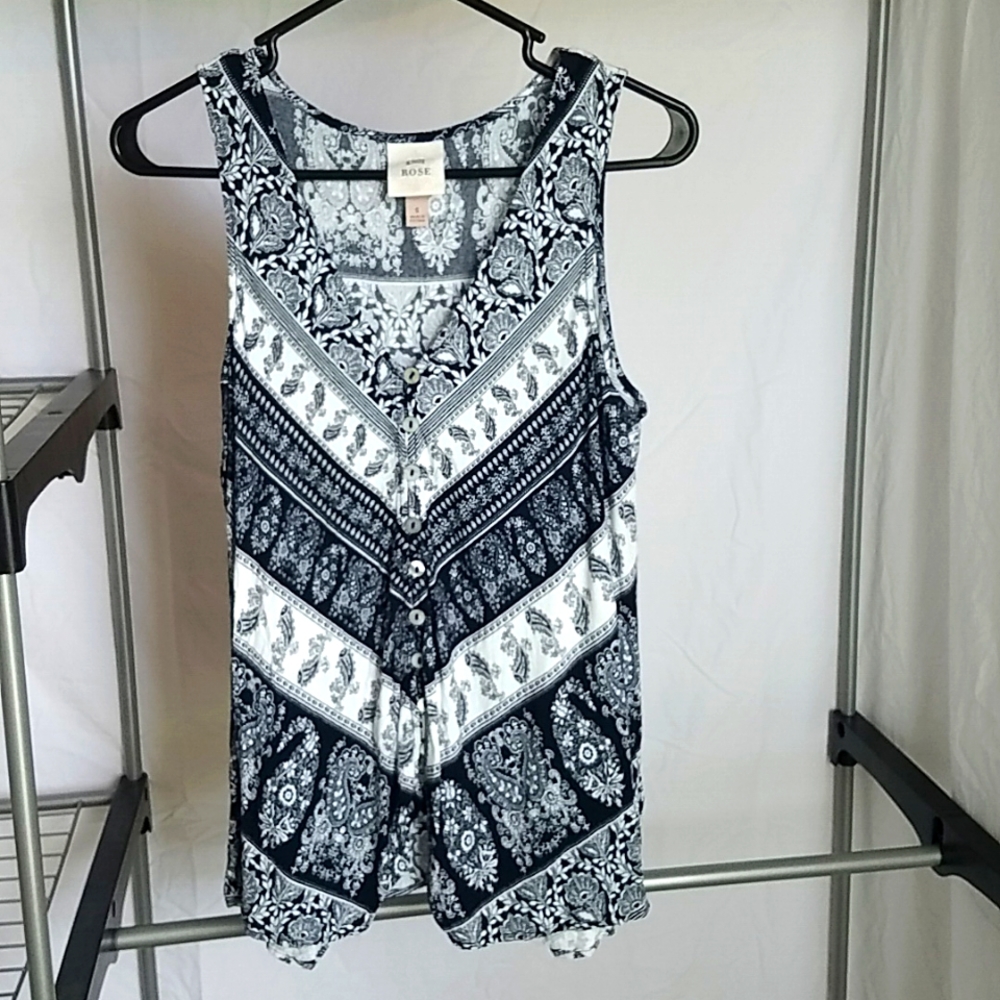 Knox Rose, S, dressy black & white paisley tank